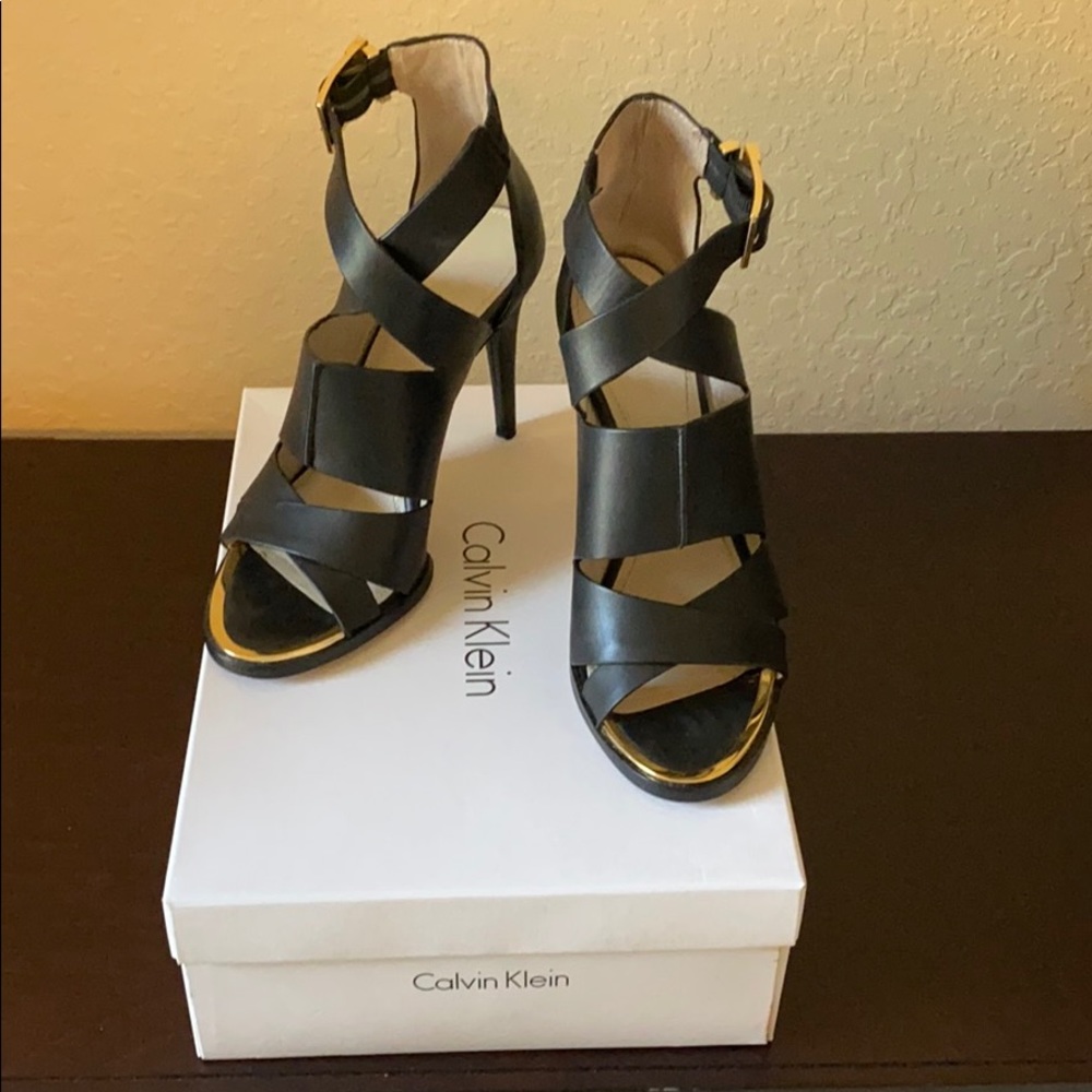 Calvin Klein Valarie Cow Roma Heel sandal